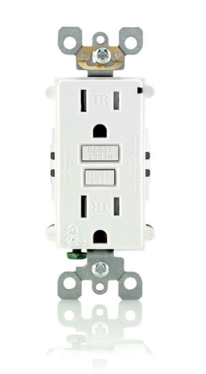 Leviton GFCI Receptacle Tamper Prf 15 Amp 125 V NEMA 5-15 WHT CSA